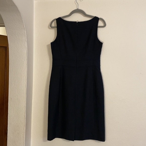 ❤️ Ann Taylor | Fitted Black Tweed Dress - Picture 3 of 3